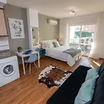 Apartament House By The Sea